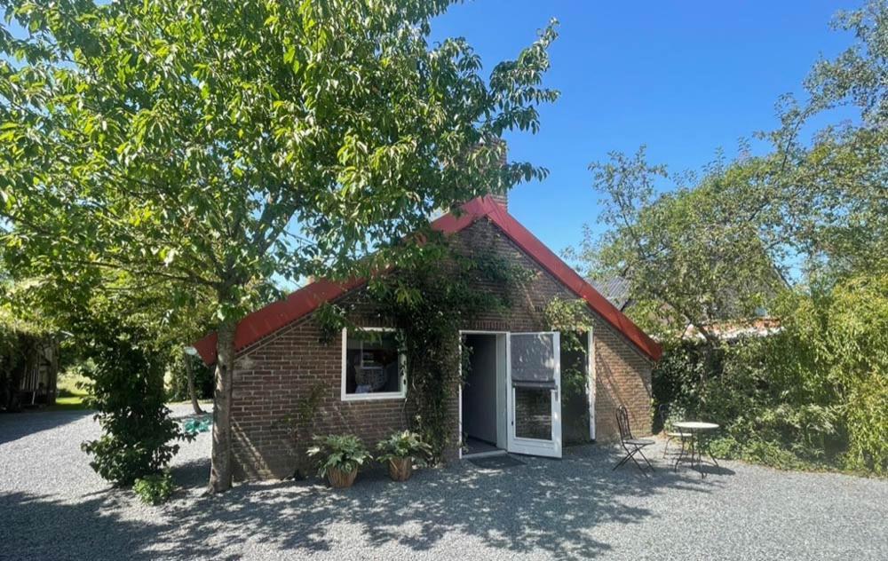 Bed & Breakfast+ De Kooimolen Dreumel Exterior photo